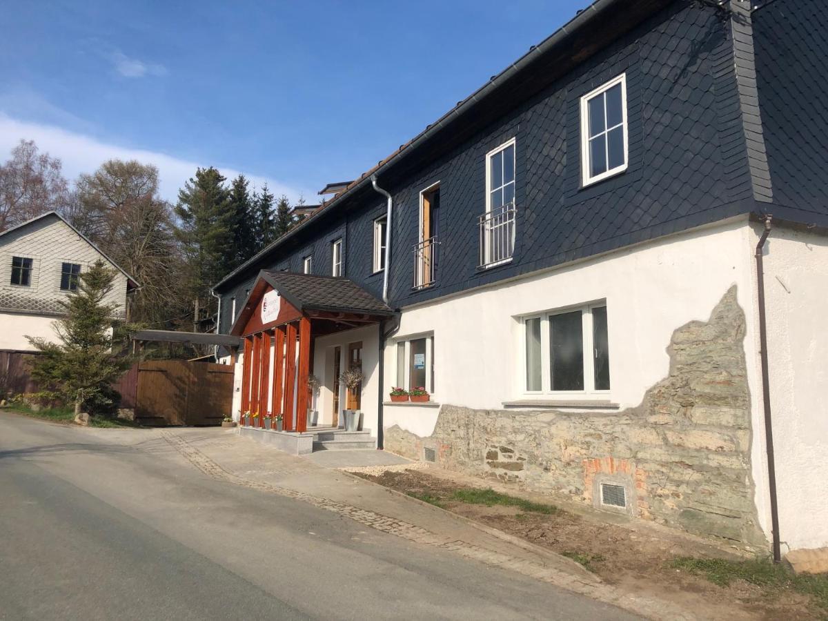Landgasthof Wetteraperle Raila Eksteriør billede